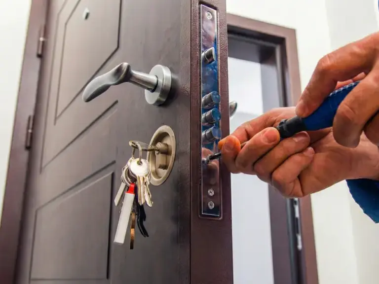 Porta blindada em Nova Iguaçu – instalação e manutenção